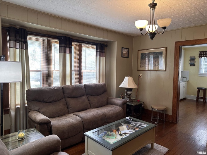 305 LOCUST Street, Jonesboro, Illinois 62952, 2 Bedrooms Bedrooms, 0 ,1 BathroomBathrooms,Residential,For Sale,LOCUST,0,RMAQC4266987