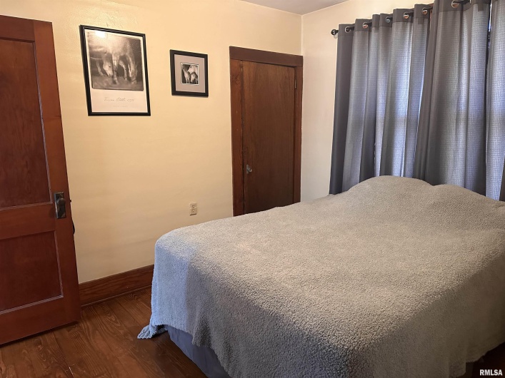 305 LOCUST Street, Jonesboro, Illinois 62952, 2 Bedrooms Bedrooms, 0 ,1 BathroomBathrooms,Residential,For Sale,LOCUST,0,RMAQC4266987