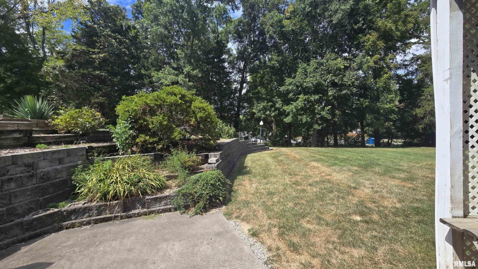 101 MIMOSA Drive, Anna, Illinois 62906, 3 Bedrooms Bedrooms, 0 ,3 BathroomsBathrooms,Residential,For Sale,MIMOSA,0,RMAEB459580