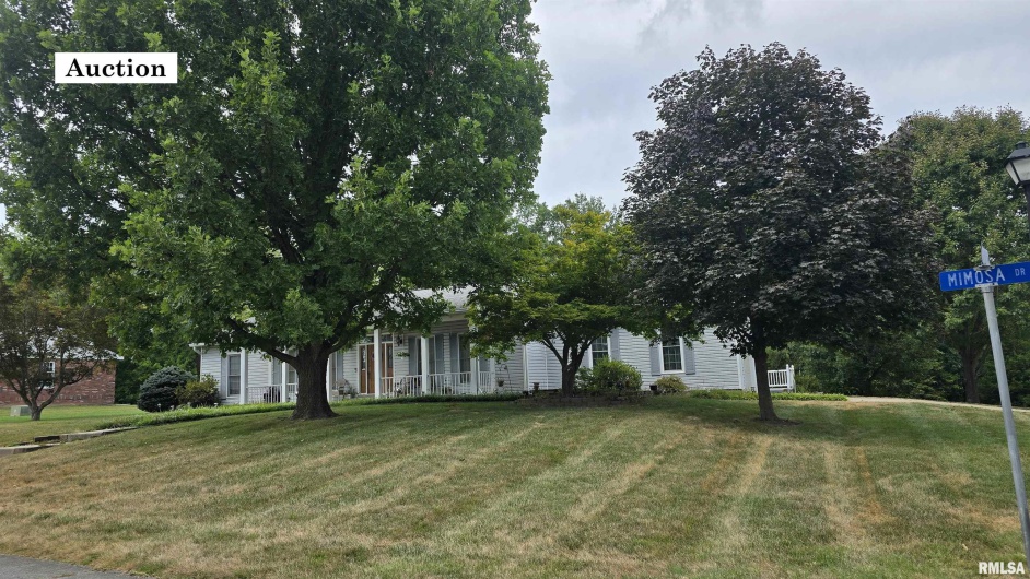 101 MIMOSA Drive, Anna, Illinois 62906, 3 Bedrooms Bedrooms, 0 ,3 BathroomsBathrooms,Residential,For Sale,MIMOSA,0,RMAEB459580