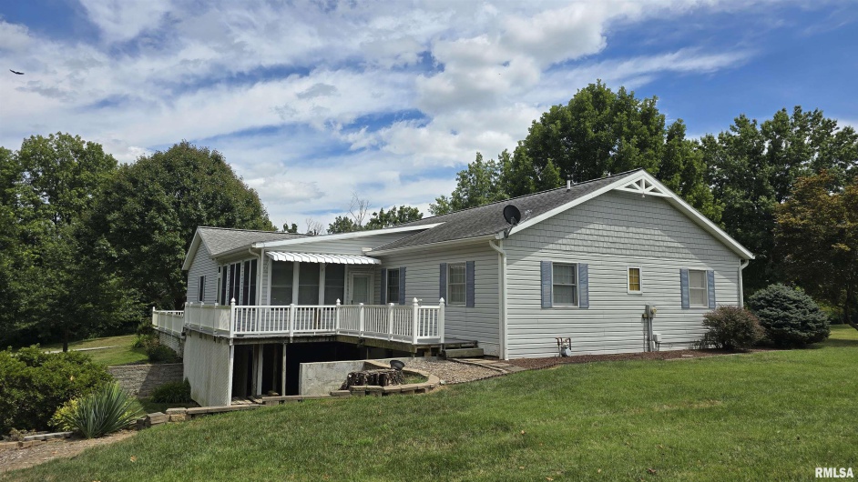 101 MIMOSA Drive, Anna, Illinois 62906, 3 Bedrooms Bedrooms, 0 ,3 BathroomsBathrooms,Residential,For Sale,MIMOSA,0,RMAEB459580
