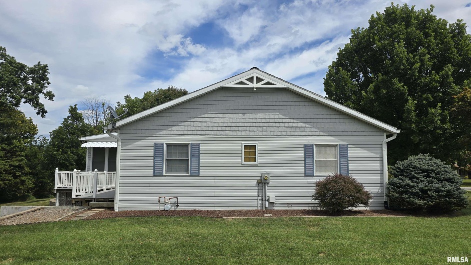101 MIMOSA Drive, Anna, Illinois 62906, 3 Bedrooms Bedrooms, 0 ,3 BathroomsBathrooms,Residential,For Sale,MIMOSA,0,RMAEB459580