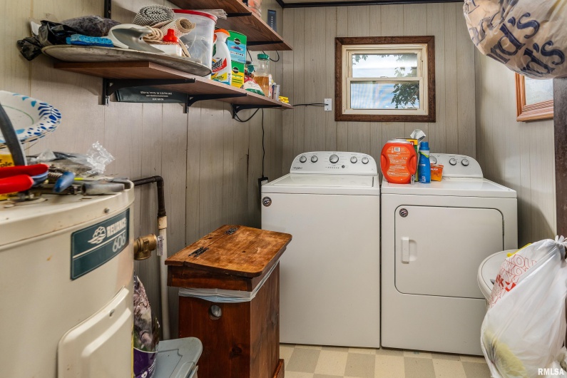16768 BOUNDARY Road, Creal Springs, Illinois 62922, 3 Bedrooms Bedrooms, 0 ,1 BathroomBathrooms,Residential,For Sale,BOUNDARY,0,RMAEB459579