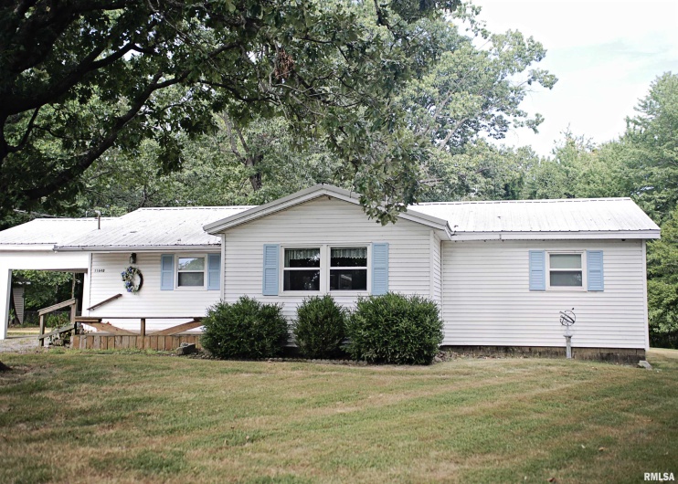 11648 Trolley Line Road, Marion, Illinois 62959, 3 Bedrooms Bedrooms, 0 ,2 BathroomsBathrooms,Residential,For Sale,Trolley Line,0,RMAEB459585