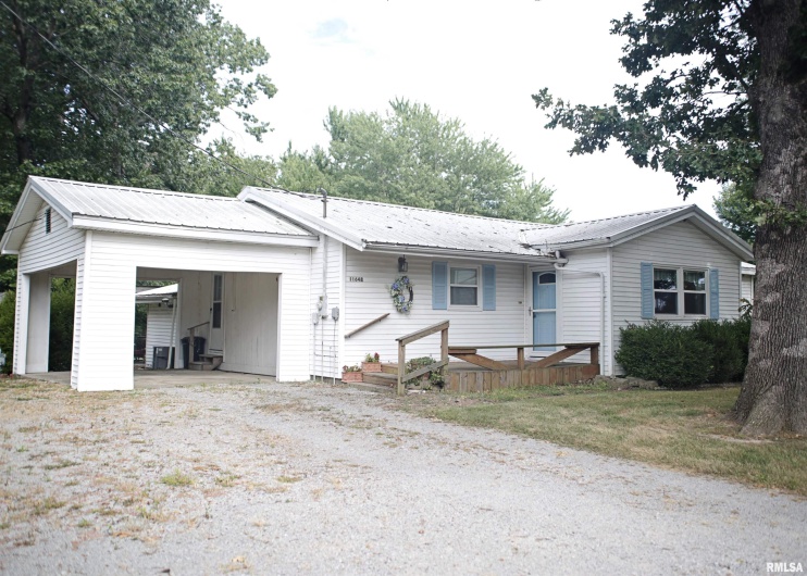 11648 Trolley Line Road, Marion, Illinois 62959, 3 Bedrooms Bedrooms, 0 ,2 BathroomsBathrooms,Residential,For Sale,Trolley Line,0,RMAEB459585