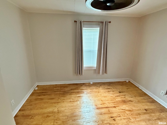 705 CATHERINE Street, Metropolis, Illinois 62960, 2 Bedrooms Bedrooms, 0 ,2 BathroomsBathrooms,Residential,For Sale,CATHERINE,0,RMAEB459586