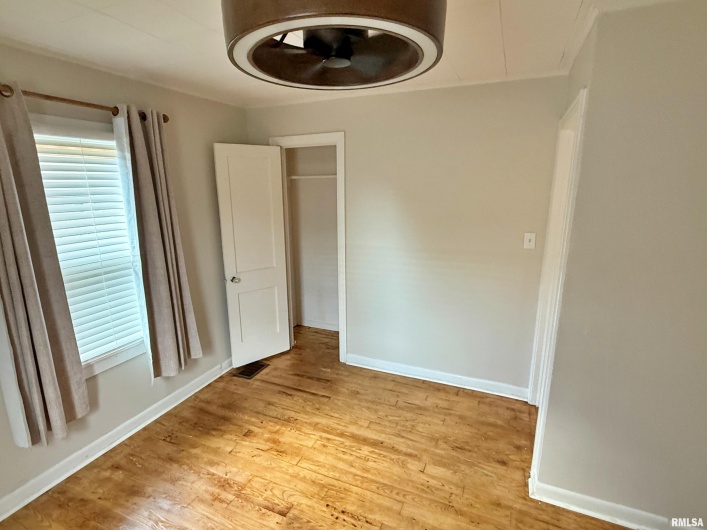 705 CATHERINE Street, Metropolis, Illinois 62960, 2 Bedrooms Bedrooms, 0 ,2 BathroomsBathrooms,Residential,For Sale,CATHERINE,0,RMAEB459586