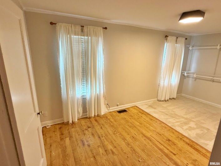 705 CATHERINE Street, Metropolis, Illinois 62960, 2 Bedrooms Bedrooms, 0 ,2 BathroomsBathrooms,Residential,For Sale,CATHERINE,0,RMAEB459586