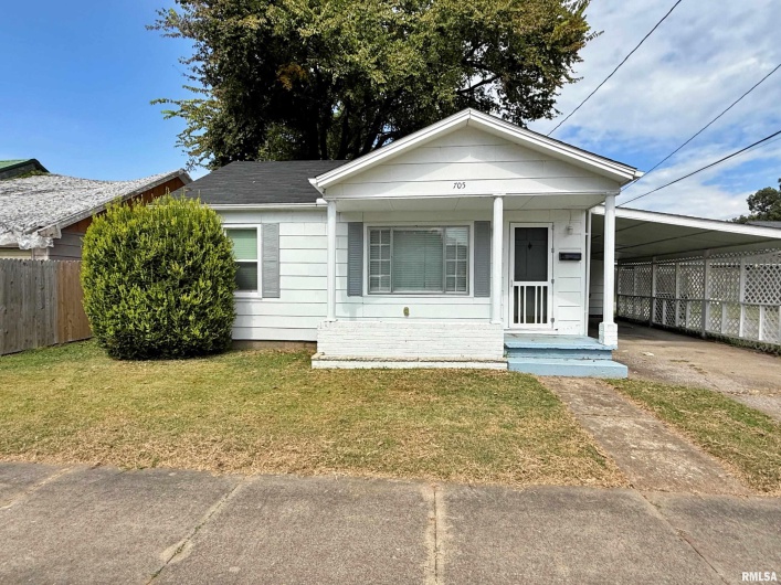705 CATHERINE Street, Metropolis, Illinois 62960, 2 Bedrooms Bedrooms, 0 ,2 BathroomsBathrooms,Residential,For Sale,CATHERINE,0,RMAEB459586