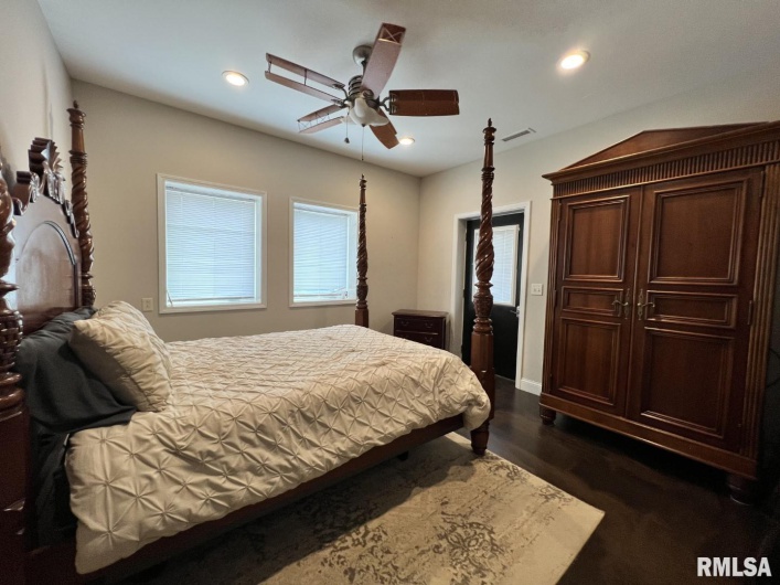 4763 State Route 127 N, Cobden, Illinois 62920, 2 Bedrooms Bedrooms, 0 ,2 BathroomsBathrooms,Residential,For Sale,State Route 127 N,0,RMAEB459587