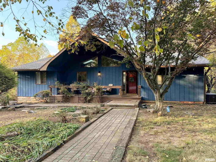 73 Upper Brush Hill Road, Carbondale, Illinois 62901, 3 Bedrooms Bedrooms, 0 ,3 BathroomsBathrooms,Residential,For Sale,Upper Brush Hill,0,RMAEB459213