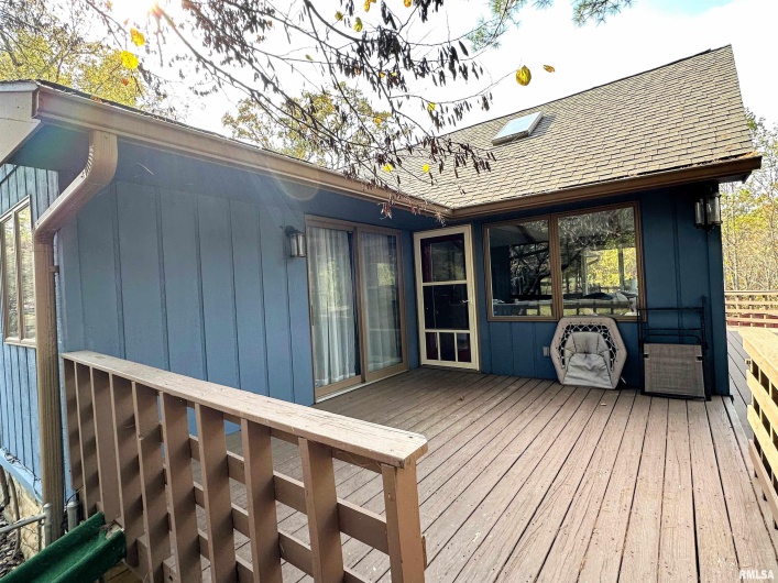 73 Upper Brush Hill Road, Carbondale, Illinois 62901, 3 Bedrooms Bedrooms, 0 ,3 BathroomsBathrooms,Residential,For Sale,Upper Brush Hill,0,RMAEB459213