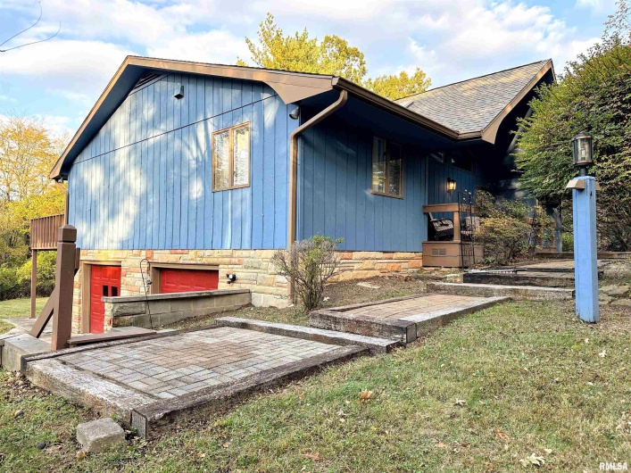73 Upper Brush Hill Road, Carbondale, Illinois 62901, 3 Bedrooms Bedrooms, 0 ,3 BathroomsBathrooms,Residential,For Sale,Upper Brush Hill,0,RMAEB459213