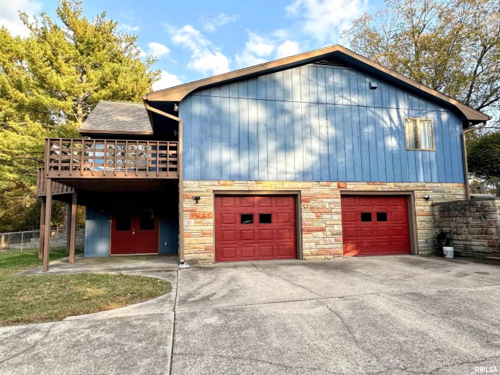 73 Upper Brush Hill Road, Carbondale, Illinois 62901, 3 Bedrooms Bedrooms, 0 ,3 BathroomsBathrooms,Residential,For Sale,Upper Brush Hill,0,RMAEB459213