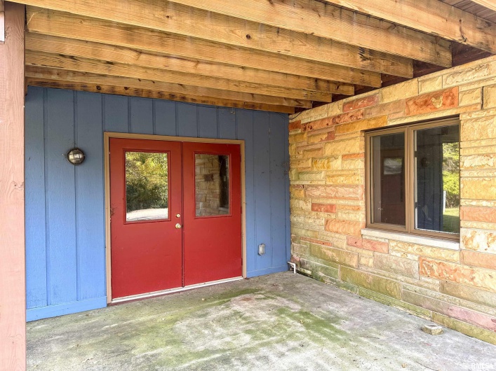 73 Upper Brush Hill Road, Carbondale, Illinois 62901, 3 Bedrooms Bedrooms, 0 ,3 BathroomsBathrooms,Residential,For Sale,Upper Brush Hill,0,RMAEB459213