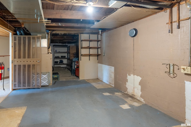 9191 Old Highway 13 Highway, Murphysboro, Illinois 62966, 2 Bedrooms Bedrooms, 0 ,2 BathroomsBathrooms,Residential,For Sale,Old Highway 13,0,RMAEB459501