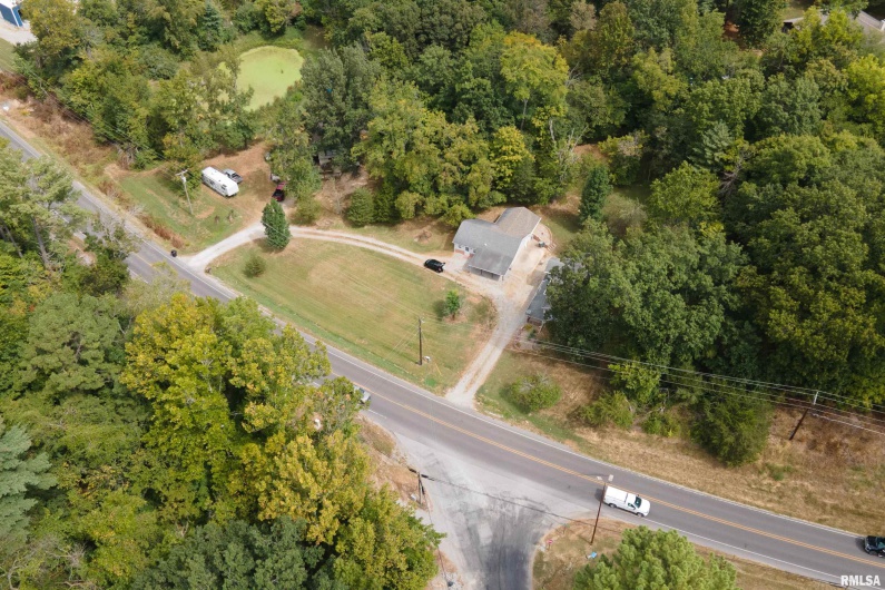 9191 Old Highway 13 Highway, Murphysboro, Illinois 62966, 2 Bedrooms Bedrooms, 0 ,2 BathroomsBathrooms,Residential,For Sale,Old Highway 13,0,RMAEB459501