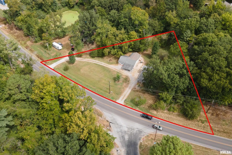 9191 Old Highway 13 Highway, Murphysboro, Illinois 62966, 2 Bedrooms Bedrooms, 0 ,2 BathroomsBathrooms,Residential,For Sale,Old Highway 13,0,RMAEB459501
