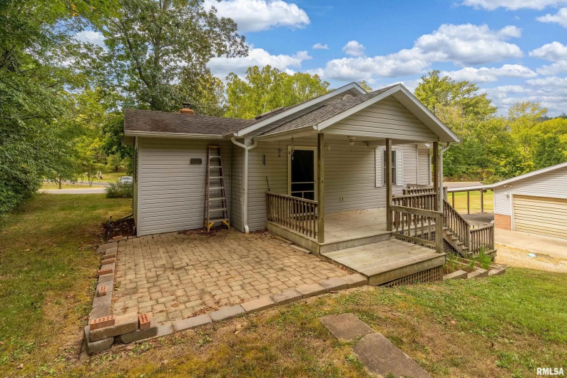 9191 Old Highway 13 Highway, Murphysboro, Illinois 62966, 2 Bedrooms Bedrooms, 0 ,2 BathroomsBathrooms,Residential,For Sale,Old Highway 13,0,RMAEB459501