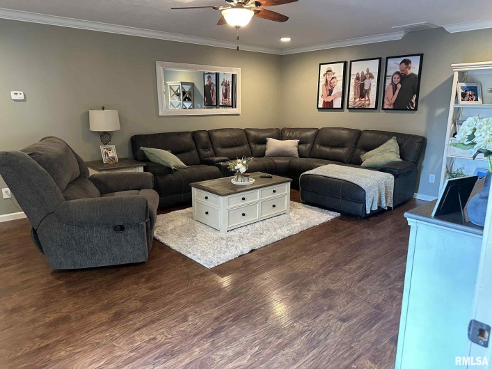 604 Shoal Creek Road, Murphysboro, Illinois 62966, 4 Bedrooms Bedrooms, 0 ,3 BathroomsBathrooms,Residential,For Sale,Shoal Creek,0,RMAEB459614