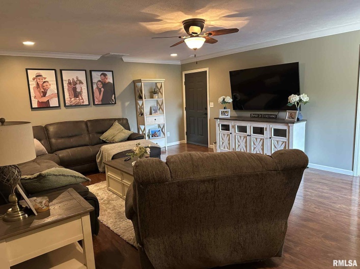 604 Shoal Creek Road, Murphysboro, Illinois 62966, 4 Bedrooms Bedrooms, 0 ,3 BathroomsBathrooms,Residential,For Sale,Shoal Creek,0,RMAEB459614