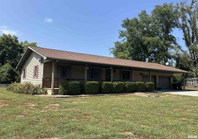 604 Shoal Creek Road, Murphysboro, Illinois 62966, 4 Bedrooms Bedrooms, 0 ,3 BathroomsBathrooms,Residential,For Sale,Shoal Creek,0,RMAEB459614