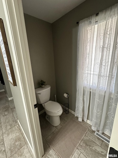 604 Shoal Creek Road, Murphysboro, Illinois 62966, 4 Bedrooms Bedrooms, 0 ,3 BathroomsBathrooms,Residential,For Sale,Shoal Creek,0,RMAEB459614