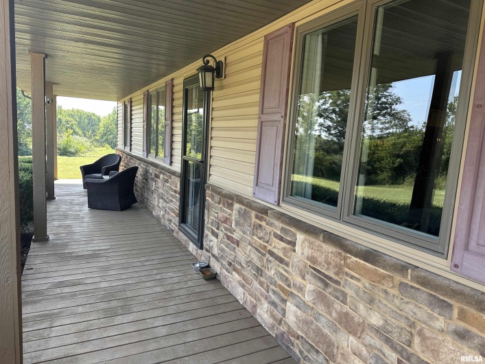 604 Shoal Creek Road, Murphysboro, Illinois 62966, 4 Bedrooms Bedrooms, 0 ,3 BathroomsBathrooms,Residential,For Sale,Shoal Creek,0,RMAEB459614