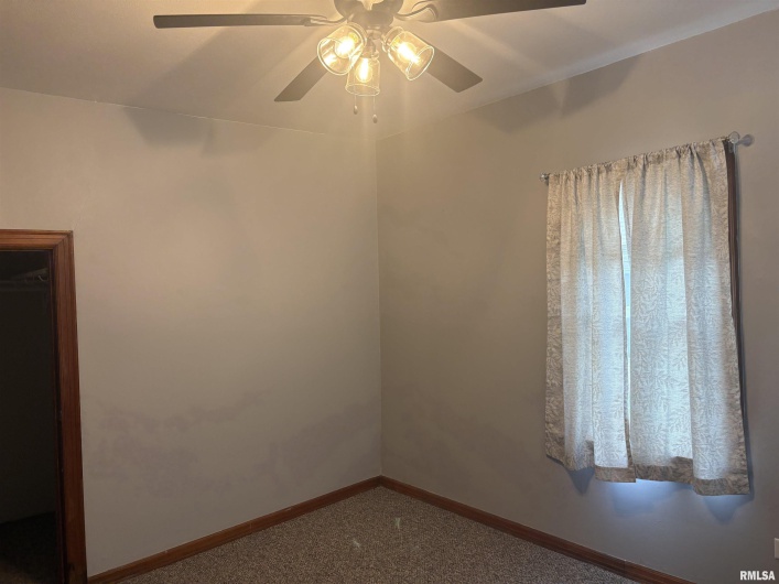 504 MULBERRY Street, Carterville, Illinois 62918, 2 Bedrooms Bedrooms, 0 ,1 BathroomBathrooms,Residential,For Sale,MULBERRY,0,RMAEB459617