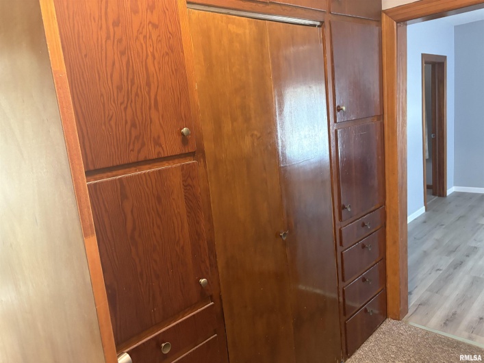 504 MULBERRY Street, Carterville, Illinois 62918, 2 Bedrooms Bedrooms, 0 ,1 BathroomBathrooms,Residential,For Sale,MULBERRY,0,RMAEB459617