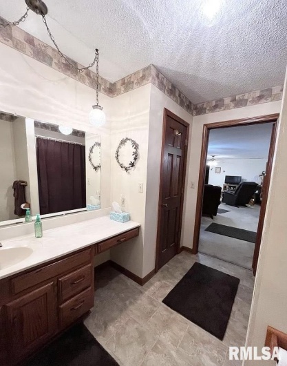 2705 Cobden School Road, Cobden, Illinois 62920, 3 Bedrooms Bedrooms, 0 ,2 BathroomsBathrooms,Residential,For Sale,Cobden School,0,RMAQC4267085