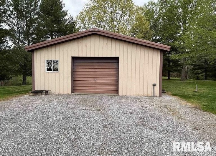 2705 Cobden School Road, Cobden, Illinois 62920, 3 Bedrooms Bedrooms, 0 ,2 BathroomsBathrooms,Residential,For Sale,Cobden School,0,RMAQC4267085