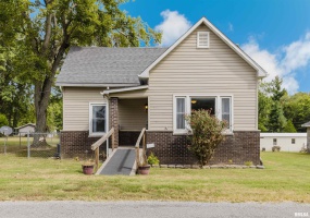 206 HUNTER Street, Marion, Illinois 62959, 2 Bedrooms Bedrooms, 0 ,1 BathroomBathrooms,Residential,For Sale,HUNTER,0,RMAQC4267098