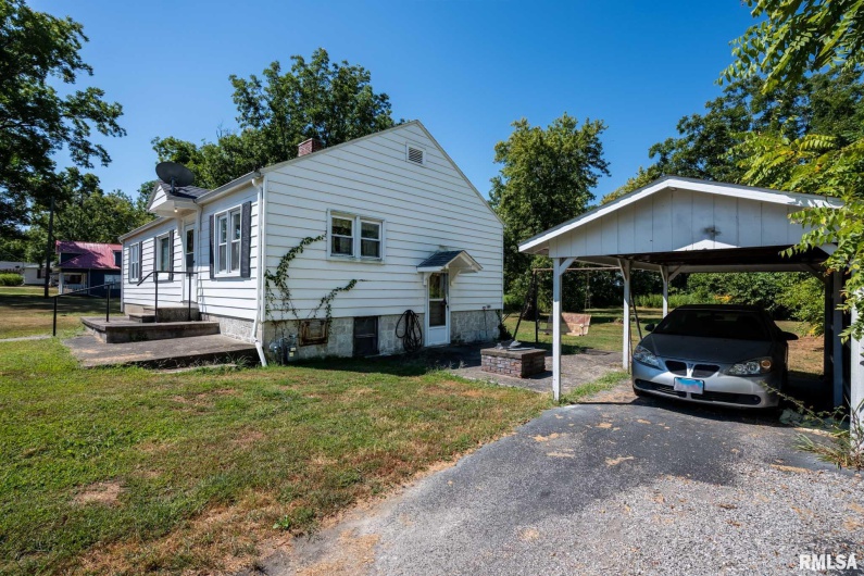 840 Highway 145 S, Harrisburg, Illinois 62946, 3 Bedrooms Bedrooms, 0 ,1 BathroomBathrooms,Residential,For Sale,Highway 145 S,0,RMAQC4267102