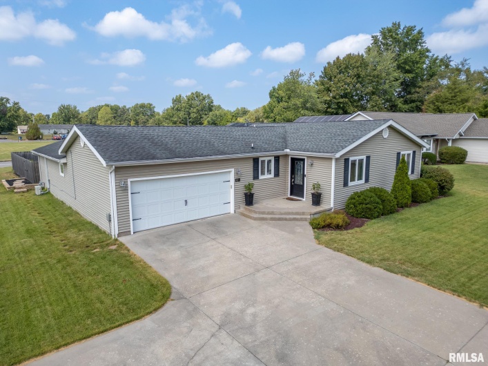 611 CRAB ORCHARD Boulevard, Carterville, Illinois 62918, 3 Bedrooms Bedrooms, 0 ,2 BathroomsBathrooms,Residential,For Sale,CRAB ORCHARD,0,RMAEB459625
