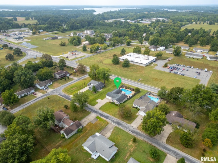 611 CRAB ORCHARD Boulevard, Carterville, Illinois 62918, 3 Bedrooms Bedrooms, 0 ,2 BathroomsBathrooms,Residential,For Sale,CRAB ORCHARD,0,RMAEB459625