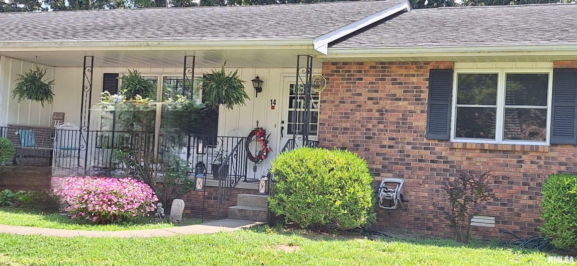 14 ACORN Drive, Harrisburg, Illinois 62946, 2 Bedrooms Bedrooms, 0 ,2 BathroomsBathrooms,Residential,For Sale,ACORN,0,RMAEB459080