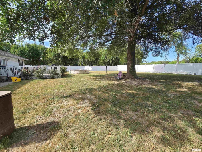 207 Bob A Rosa Avenue A, Murphysboro, Illinois 62966, 3 Bedrooms Bedrooms, 0 ,2 BathroomsBathrooms,Residential,For Sale,Bob A Rosa,0,RMAEB459631