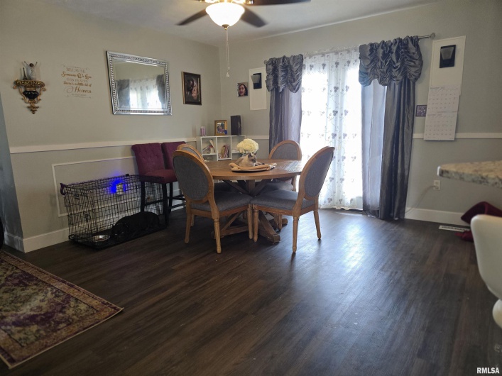 207 Bob A Rosa Avenue A, Murphysboro, Illinois 62966, 3 Bedrooms Bedrooms, 0 ,2 BathroomsBathrooms,Residential,For Sale,Bob A Rosa,0,RMAEB459631