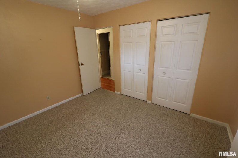 101 Lingale Street, Marion, Illinois 62959, 3 Bedrooms Bedrooms, 0 ,2 BathroomsBathrooms,Residential,For Sale,Lingale,0,RMAEB459628
