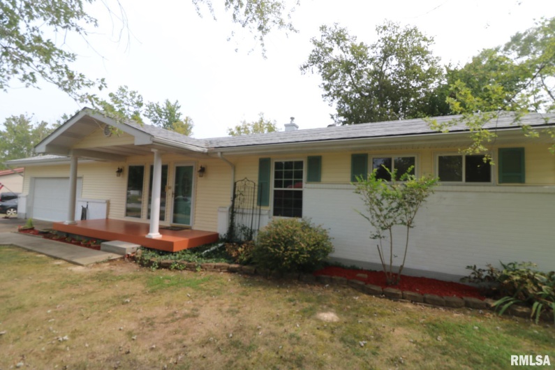 101 Lingale Street, Marion, Illinois 62959, 3 Bedrooms Bedrooms, 0 ,2 BathroomsBathrooms,Residential,For Sale,Lingale,0,RMAEB459628