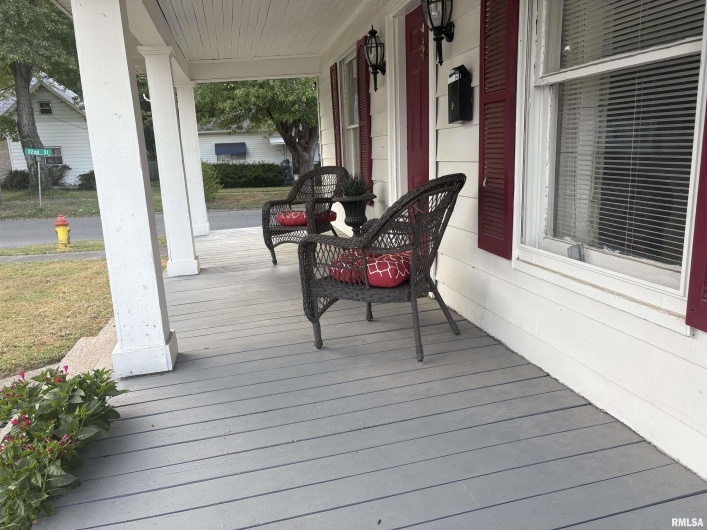 2142 HERBERT Street, Murphysboro, Illinois 62966, 3 Bedrooms Bedrooms, 0 ,1 BathroomBathrooms,Residential,For Sale,HERBERT,0,RMAEB459633