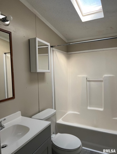 69/94 High Ridge Road, Carbondale, Illinois 62901, 3 Bedrooms Bedrooms, 0 ,2 BathroomsBathrooms,Residential,For Sale,High Ridge,0,RMAEB459635