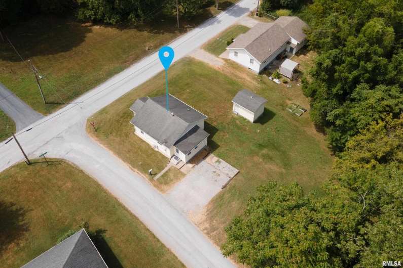 491 WELLS Road, Murphysboro, Illinois 62966, 2 Bedrooms Bedrooms, 0 ,1 BathroomBathrooms,Residential,For Sale,WELLS,0,RMAEB459634