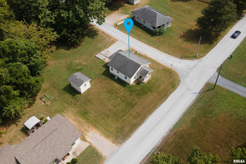 491 WELLS Road, Murphysboro, Illinois 62966, 2 Bedrooms Bedrooms, 0 ,1 BathroomBathrooms,Residential,For Sale,WELLS,0,RMAEB459634