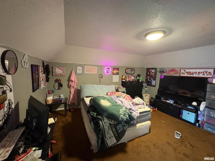 800 Giant City Road, Carbondale, Illinois 62901, 3 Bedrooms Bedrooms, 0 ,1 BathroomBathrooms,Residential,For Sale,Giant City,0,RMAEB459639