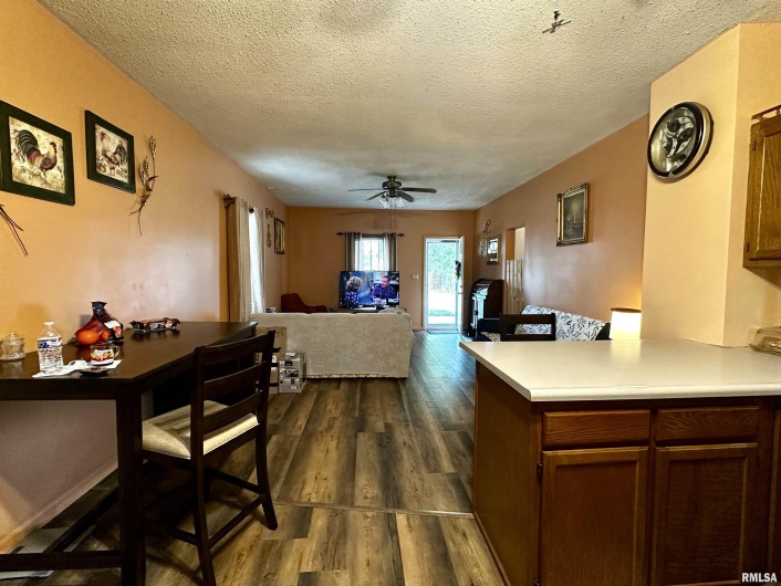 305 LINCOLN Street, Harrisburg, Illinois 62946, 2 Bedrooms Bedrooms, 0 ,1 BathroomBathrooms,Residential,For Sale,LINCOLN,0,RMAQC4267159
