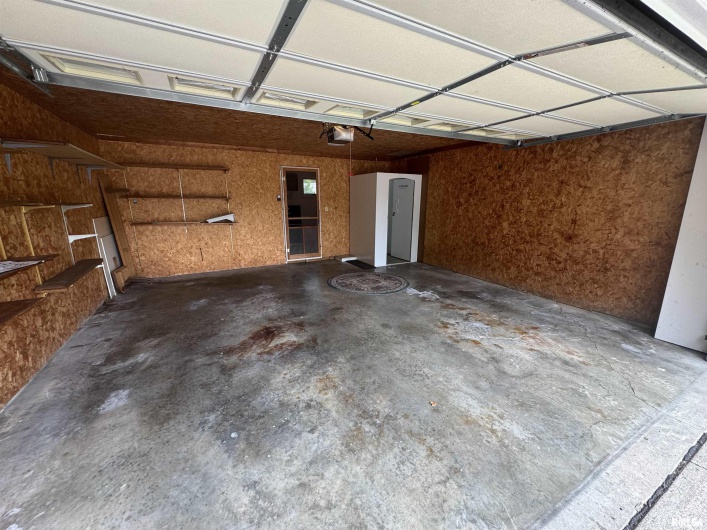 800 DOGWOOD Lane, Marion, Illinois 62959, 3 Bedrooms Bedrooms, 0 ,2 BathroomsBathrooms,Residential,For Sale,DOGWOOD,0,RMAEB459646