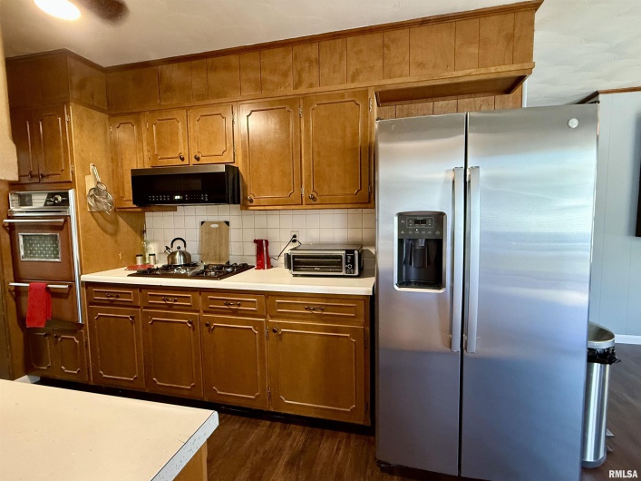 602 CEDAR Lane, Marion, Illinois 62959, 3 Bedrooms Bedrooms, 0 ,2 BathroomsBathrooms,Residential,For Sale,CEDAR,0,RMAEB459653