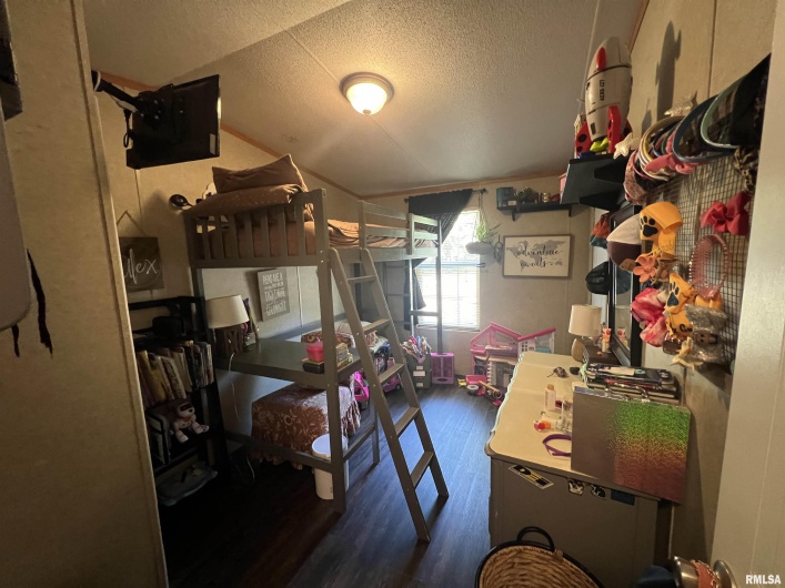 9549 Johns Lane, Marion, Illinois 62959, 3 Bedrooms Bedrooms, 0 ,0,Manufactured In Park,For Sale,Johns,0,RMAEB459654